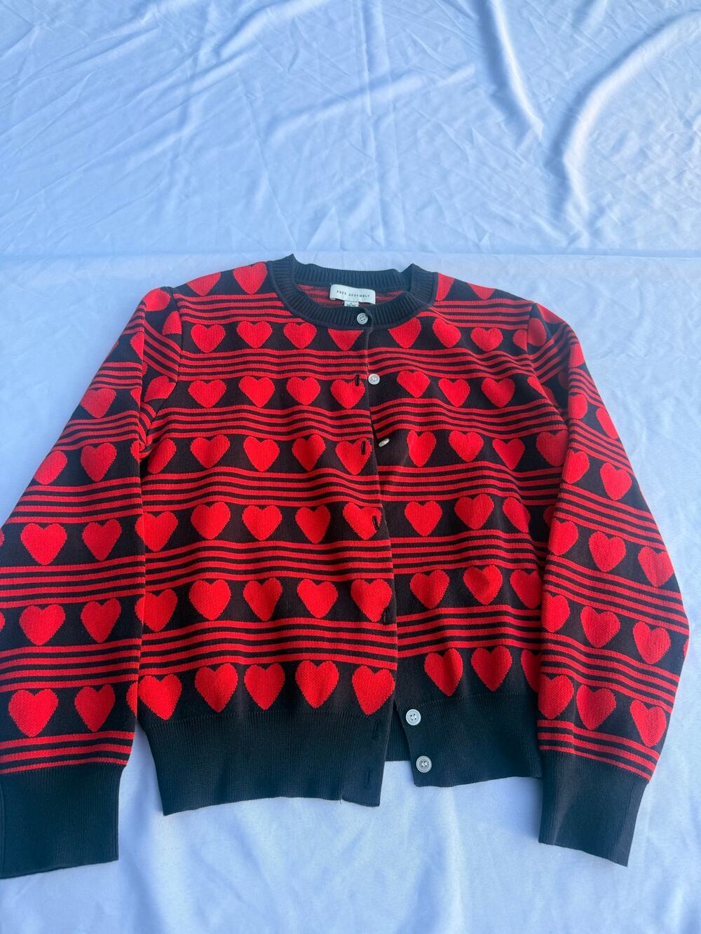 Women’s Free Assembly Button Up Sweater Size Large Black & Red w/ Hearts